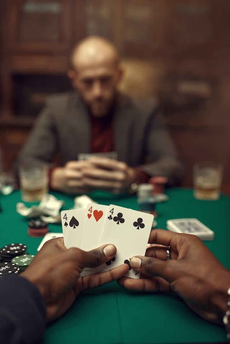 eroge live blackjack table with HD stream, dealer, and player interface showing GoPay-funded balance
